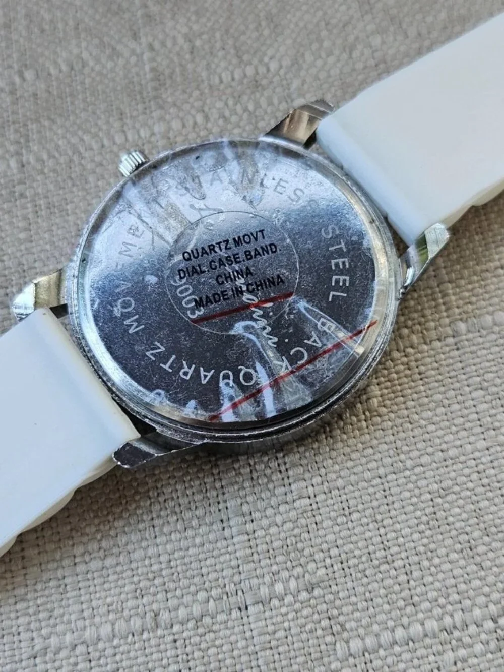 Luis Cardinin Men wristwatch Fashion White Rubber Strap Quarts Analog Watch